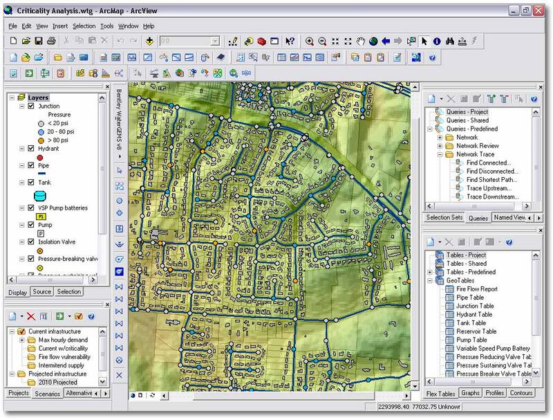 поддержка ArcGIS, AutoCAD, MicroStation и автономный интерфейс в одном продукте